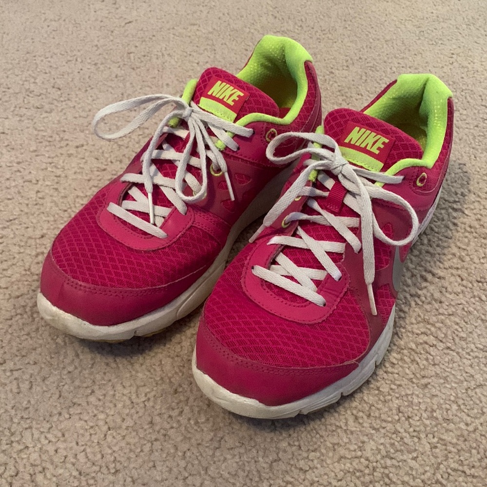 Women’s size 10 Nike running shoes!